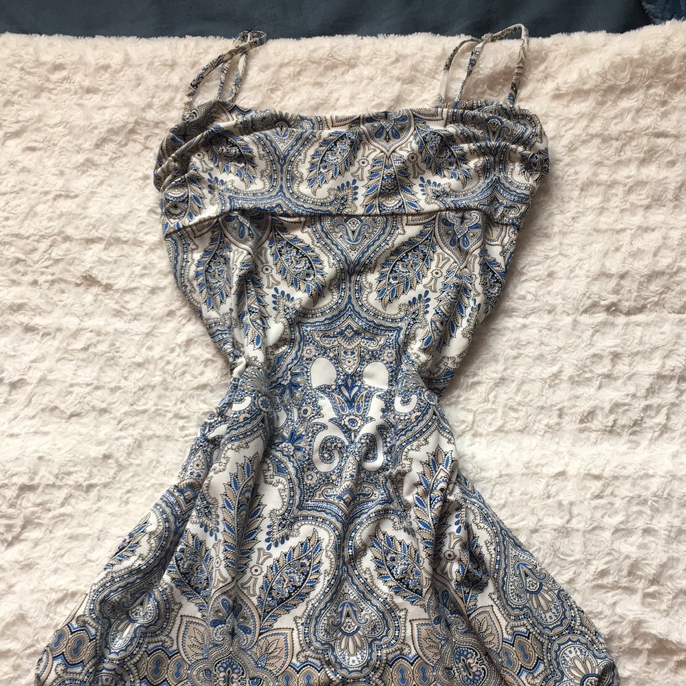 BCBG dress with adjustable straps